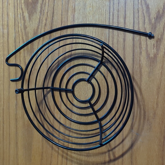 Avon metal fruit basket - Picture 2 of 2